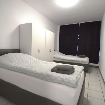 Fruehling Gl-20 Apartment Bergisch Gladbach